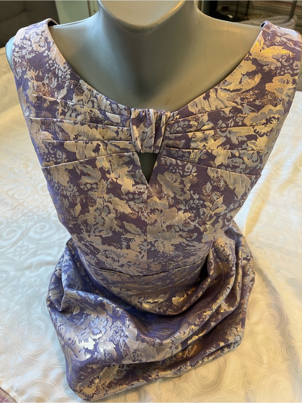 Tahari Lavender and Gold Floral Jacquard Midi Dress size 10P Formal, Dressy